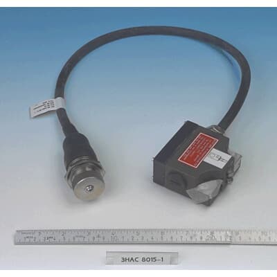 3hac8015-1